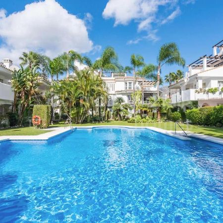 4 Bed House With Pool Walk To Puerto Banus Fast Internet Villa Marbella Dış mekan fotoğraf